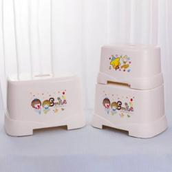 四季方凳（?。?/></a></div>
<div   id=